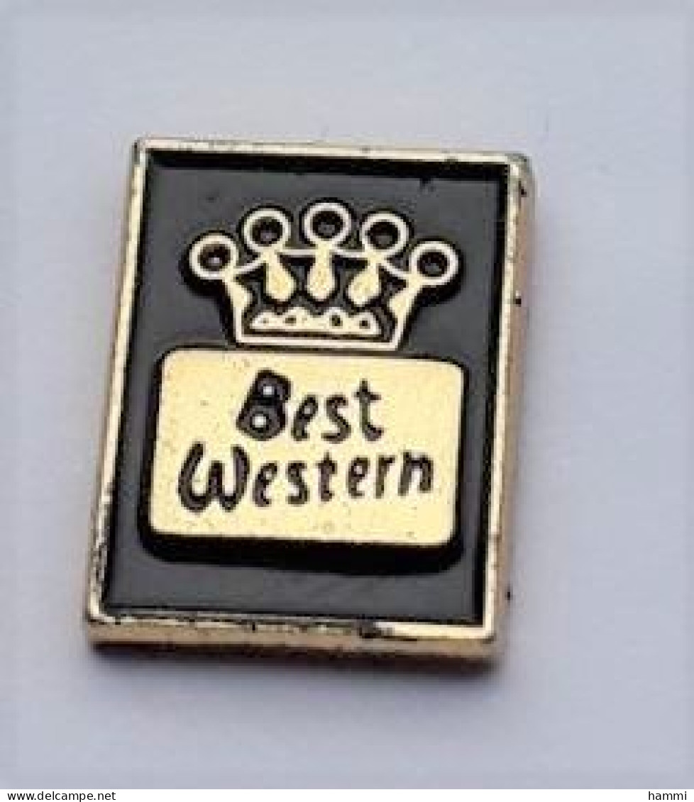 GA130 PIN'S Hôtel BEST WESTERN Roi Couronne Achat Immédiat Immédiat - Jeux