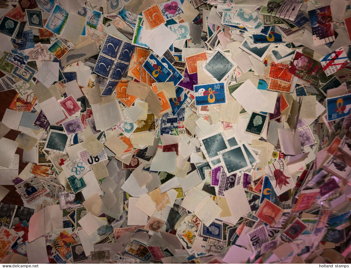 1 KILO * ABOUT 18,000 ++ PAPER FREE STAMPS From NETHERLANDS * From Charity (486) - Lots & Kiloware (min. 1000 Stück)