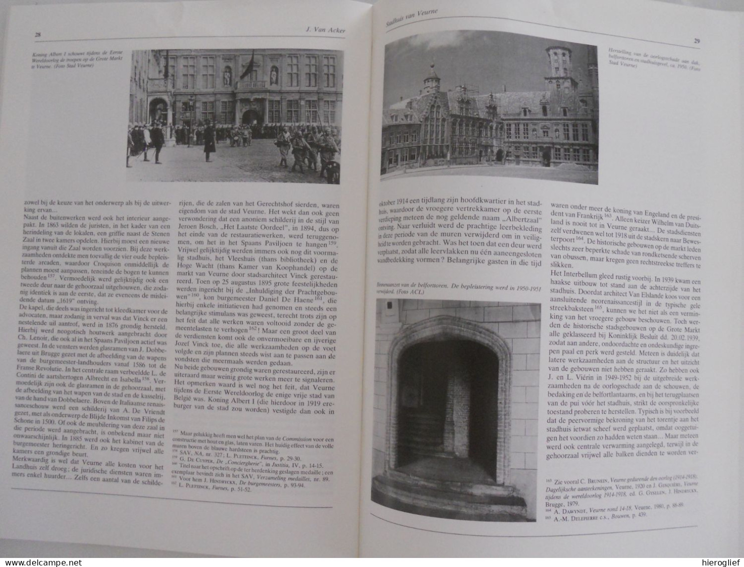 HET STADHUIS VAN VEURNE een historisch fenomeen door Jan Van Acker 1988 Grote Markt westhoek architectuur kunst pui