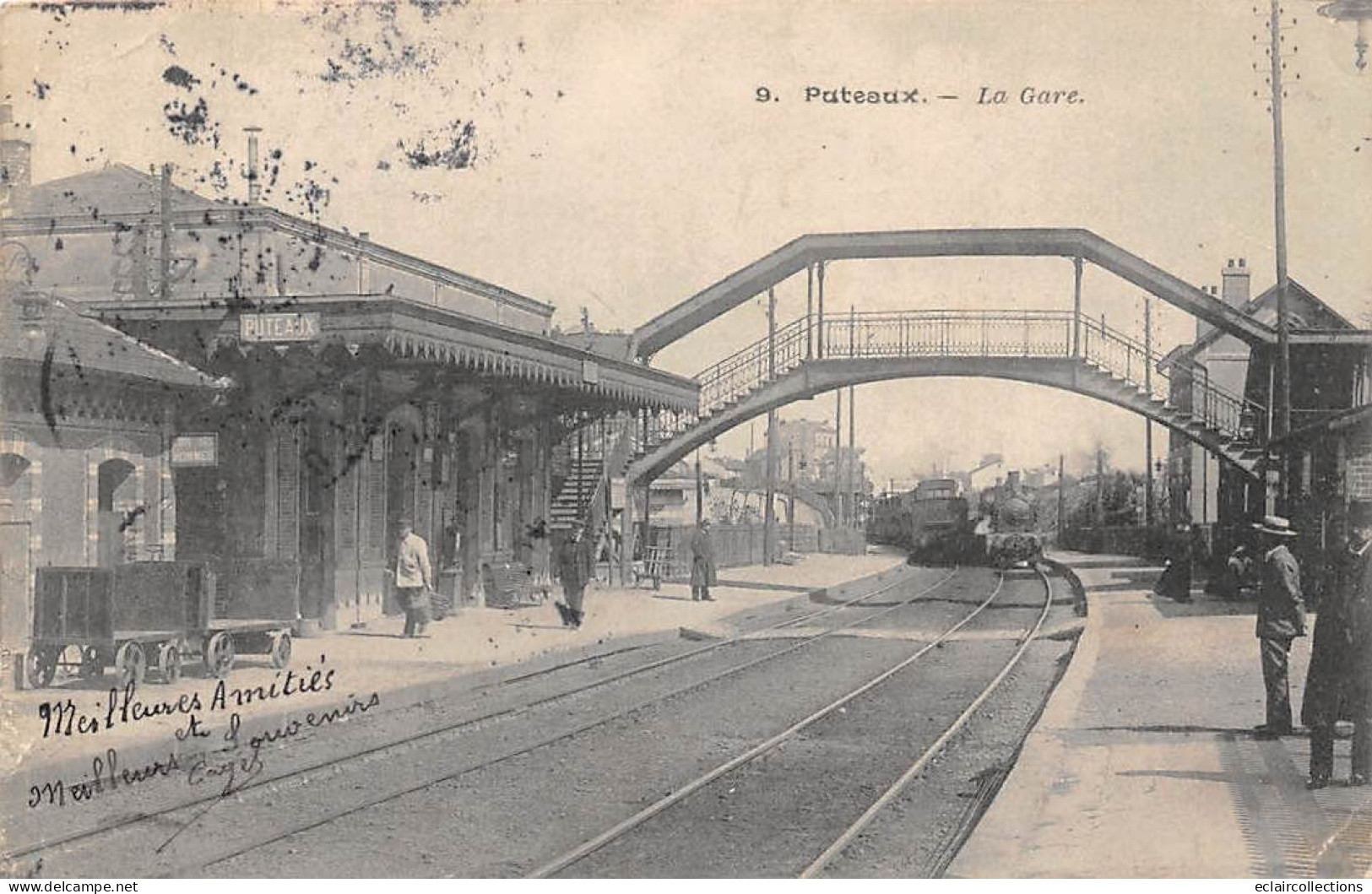 Puteaux       92        La Gare Et La Passerelle. Train     N° 9   (voir Scan) - Puteaux