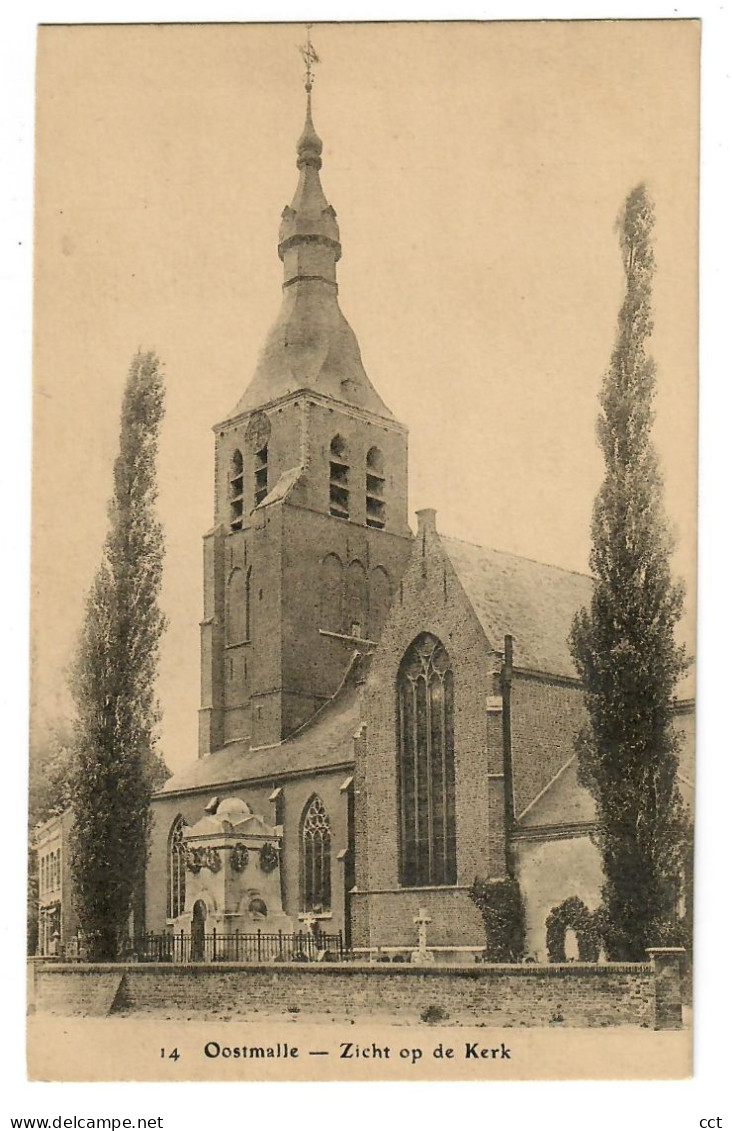 Oostmalle  Malle   Zicht Op De Kerk - Malle