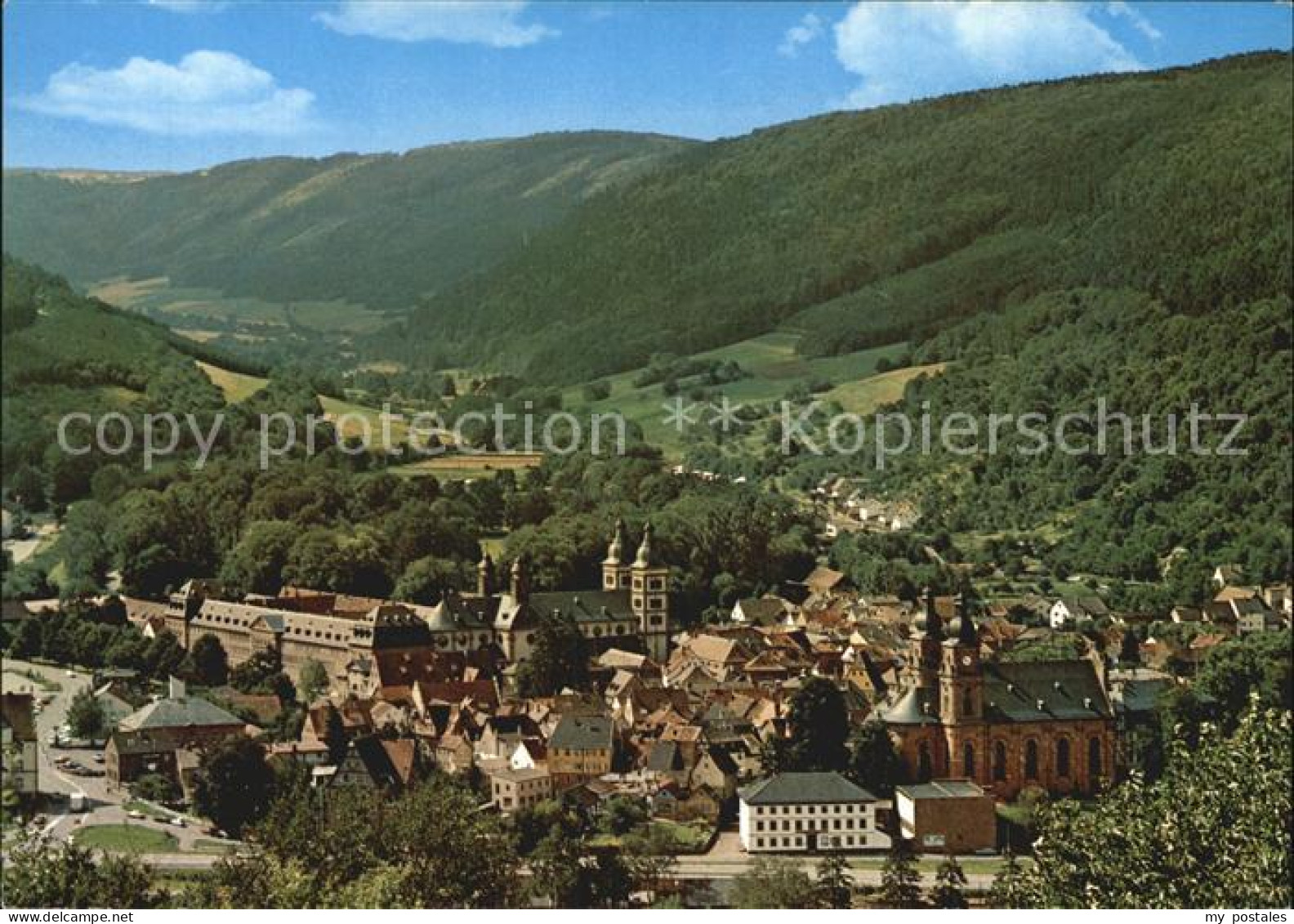 72409107 Amorbach Miltenberg Blick Vom Sommerberg Mit Pfarrkirche Und Abteikirch - Amorbach