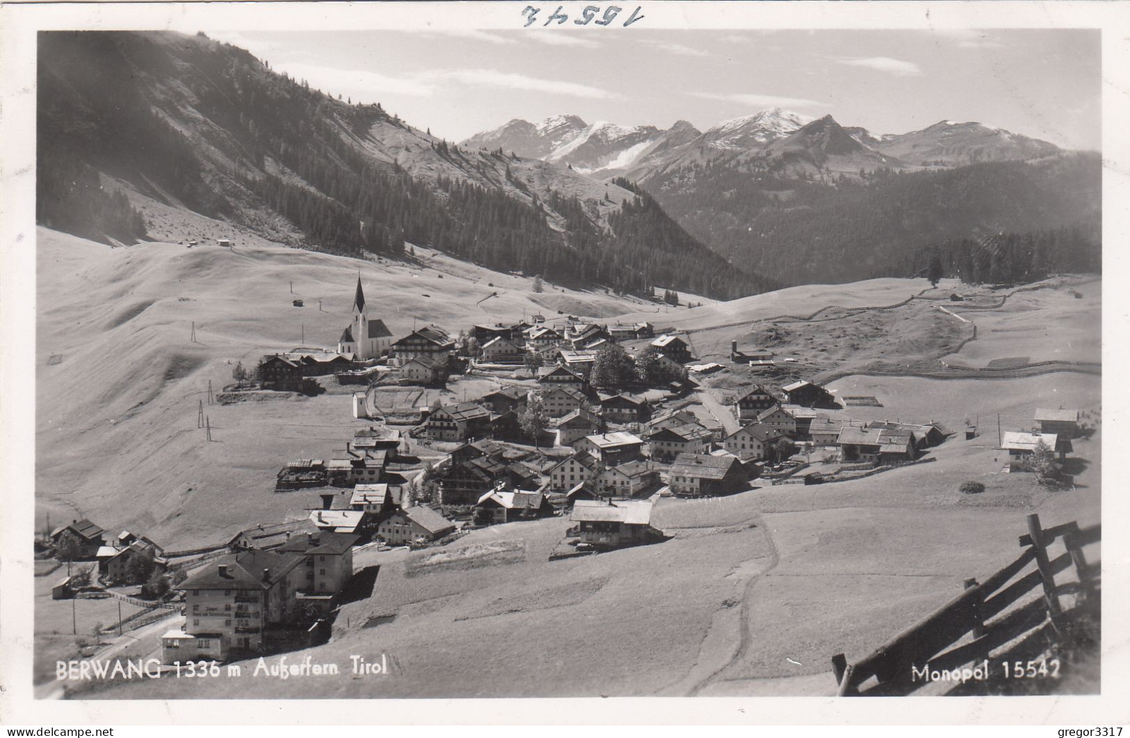 E2169) BERWANG - Außerfern - Tirol - Tolle FOTO AK - M. Einzelnen Häusern Gegen Kirche - Berwang