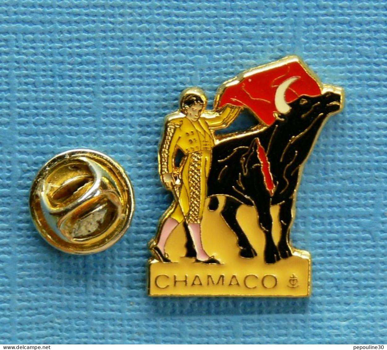 1 PIN'S /  ** TORERO MATADOR " CHAMACO " ANTONIO BORRERO MORANO ** . (ATLANTI'S). - Stierkampf