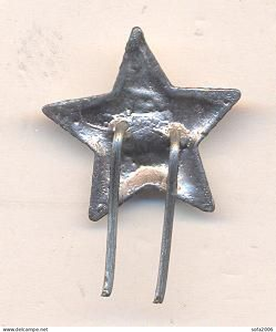 Armenia. Star On Shoulder Straps. - Uniform