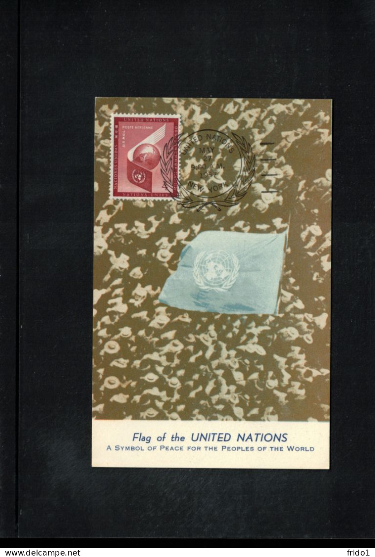 UN New York 1957 Airmail Stamp - UN Flag + Emblem Interesting Maximum Card With First Day Postmark - Maximumkarten