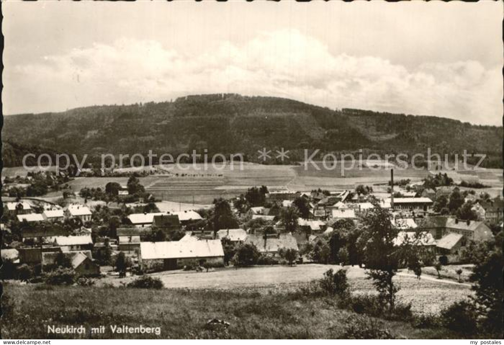 72401456 Neukirch Lausitz Mit Valtenberg Neukirch - Neukirch (Lausitz)