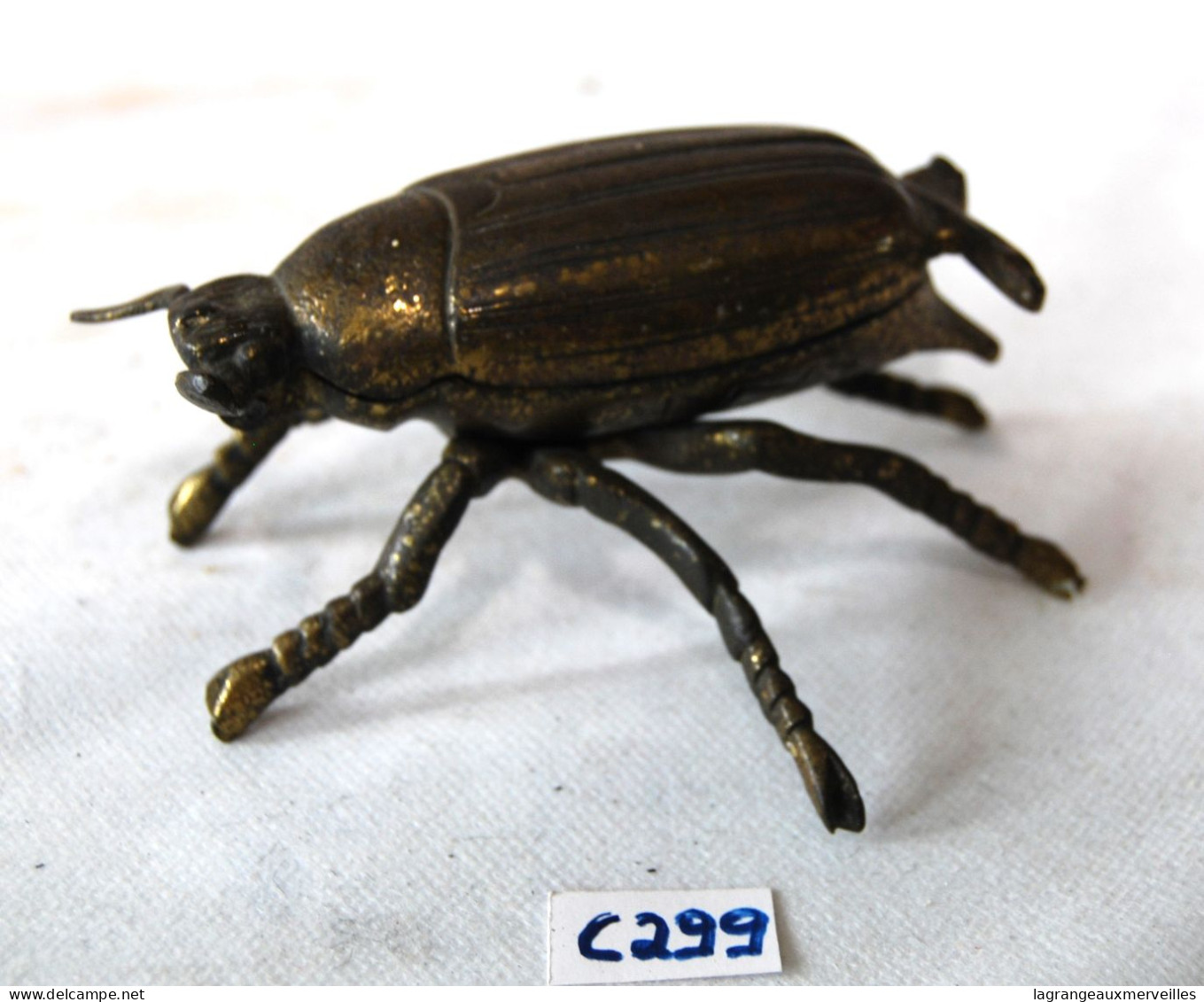 C299 Ancien Cendrier De Table En Forme D'insecte - Bistrot - Tabac - Metallo