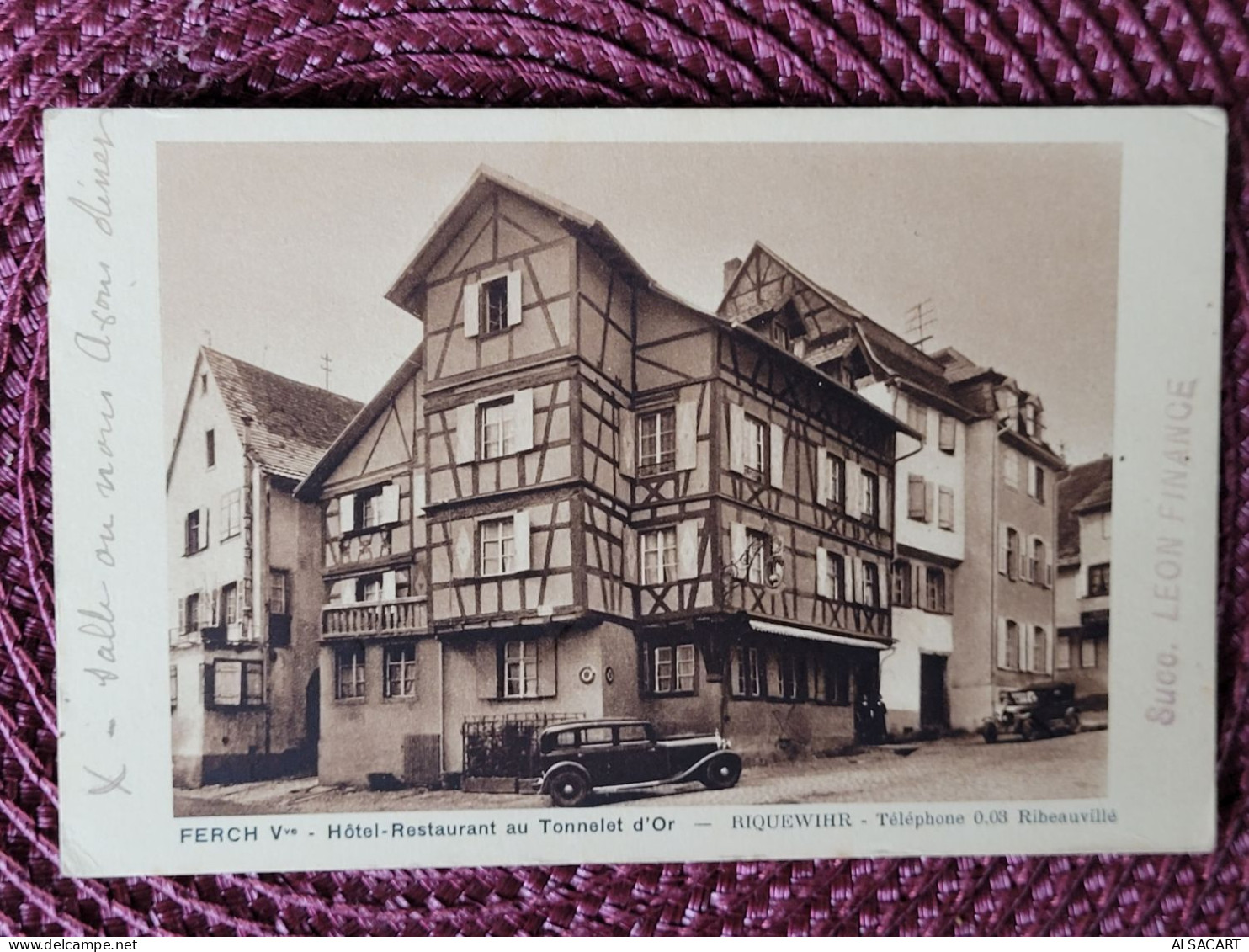 Riquewihr , Hôtel Restaurant Au Tonnelet Rouge - Riquewihr