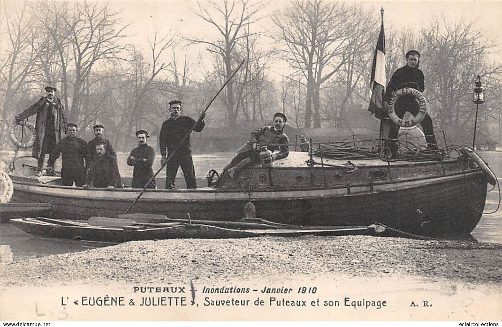 Puteaux       92         Inondations 1910. L'  Eugène Et Juliette. Sauveteurs Et Son équipage              (voir Scan) - Puteaux