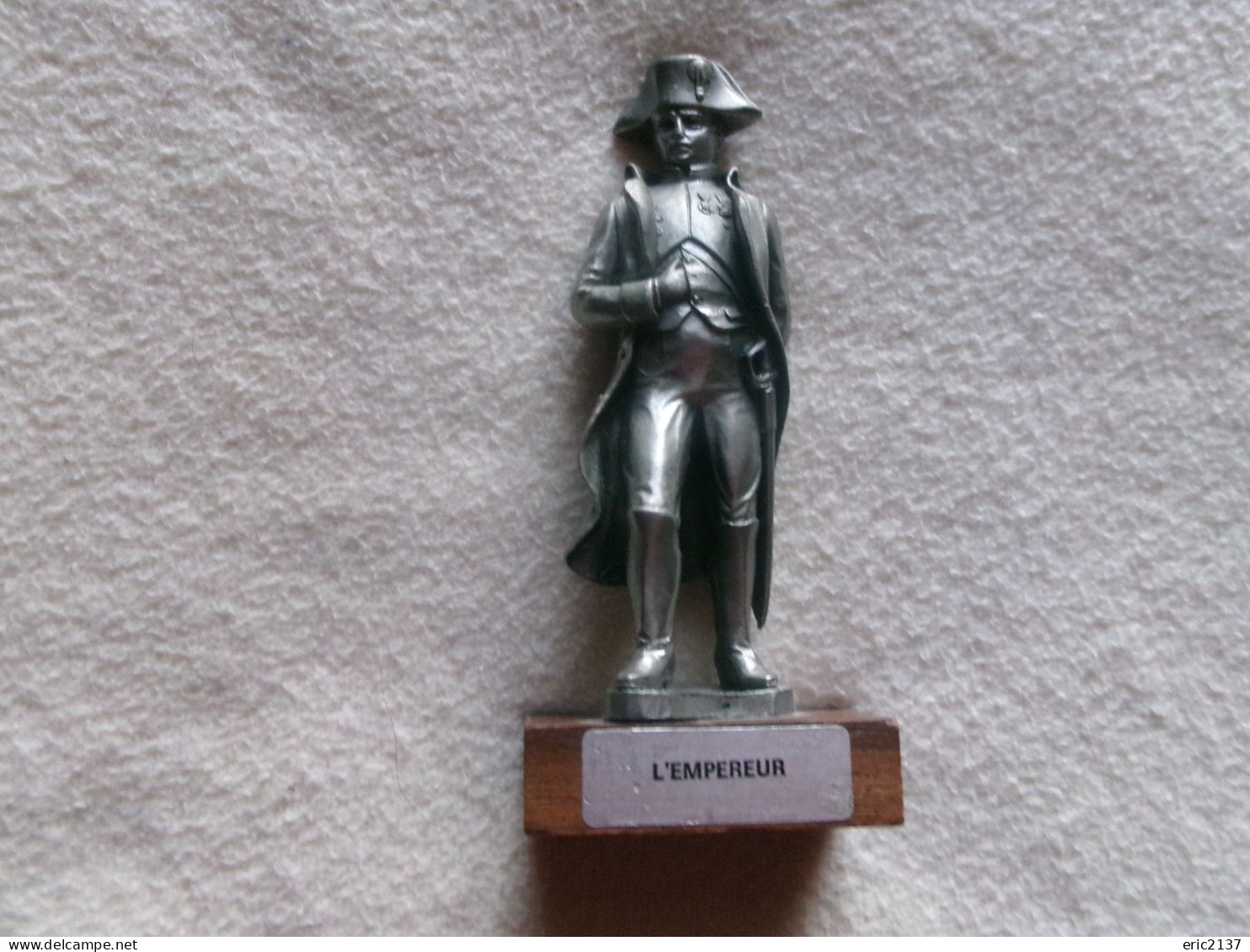 FIGURINE NAPOLEON "L'EMPEREUR" ....LES ETAINS DU PRINCE - Tins