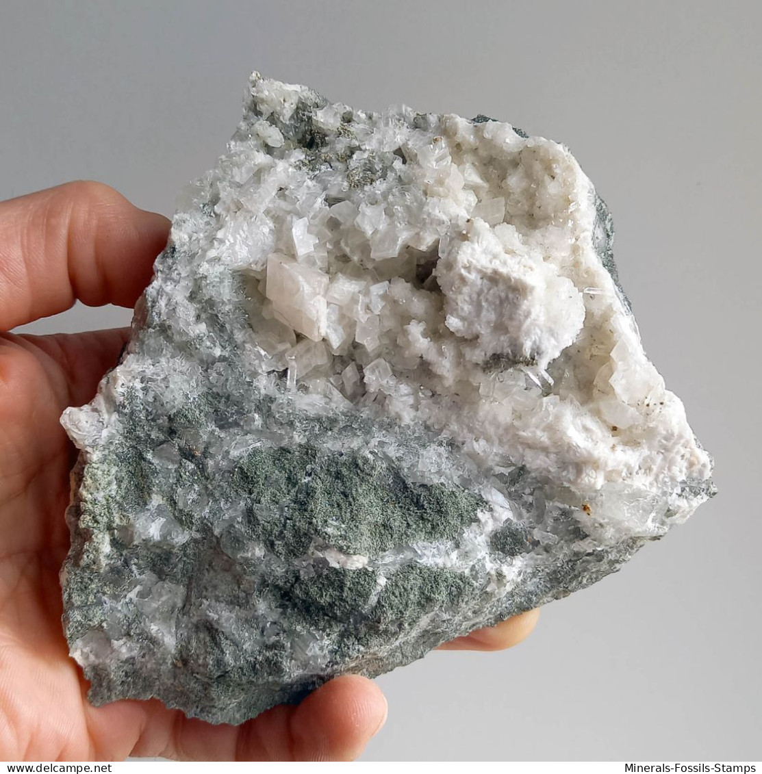 #BRA1.02 QUARZO Con DOLOMITE Cristalli (Traversella Mine, Torino, Piemonte, Italia) - Minéraux