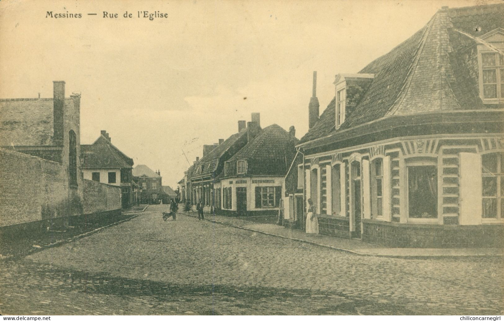 * MESSINES - Place De L'église - MESEN - Animée - Mesen