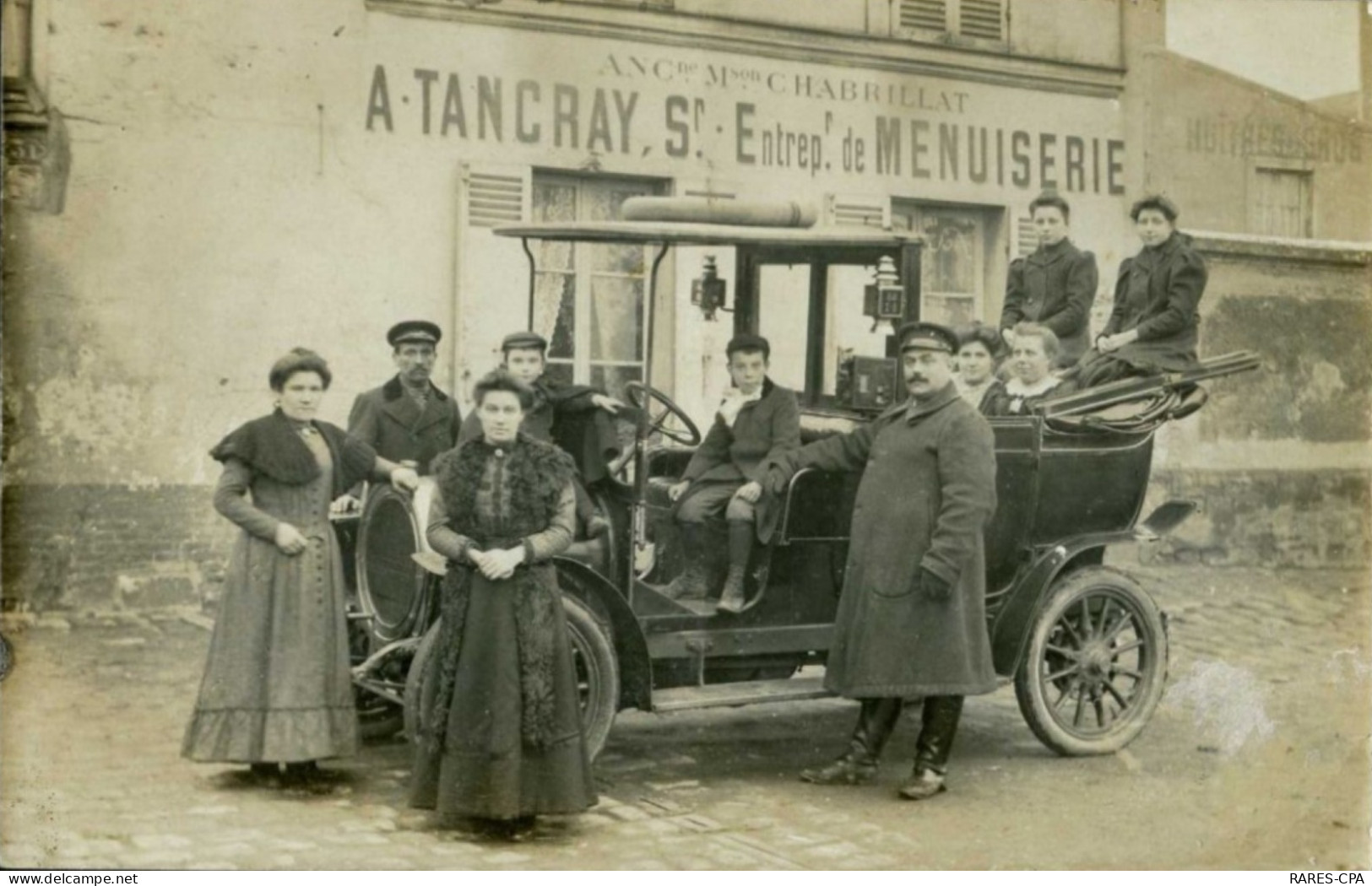 14 COURSEULLES SUR MER - ENTREPRISE DE MENUISERIE - ANCIENNE MAISON CHABRILLAT - A. TANCRAY - CPA PHOTO - RARE - Courseulles-sur-Mer