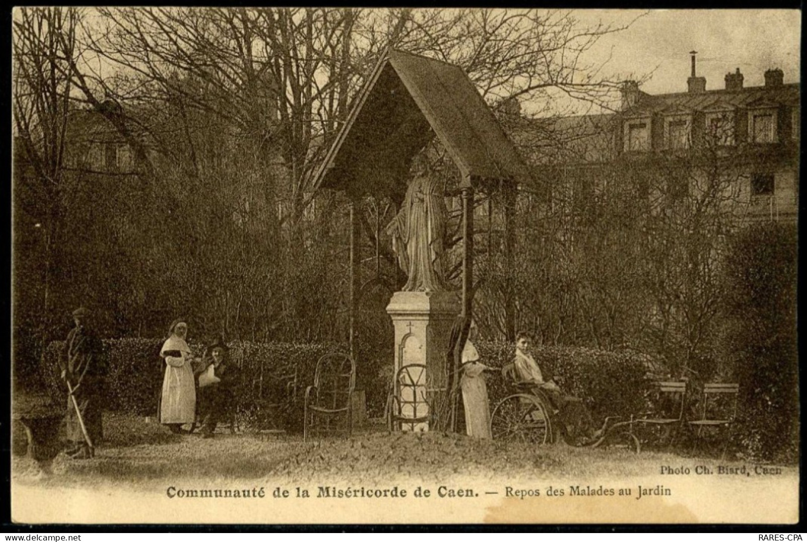 14 CAEN - COMMUNAUTE DE LA MISERICORDE DE CAEN - REPOS DES MALADES AU JARDIN - Caen