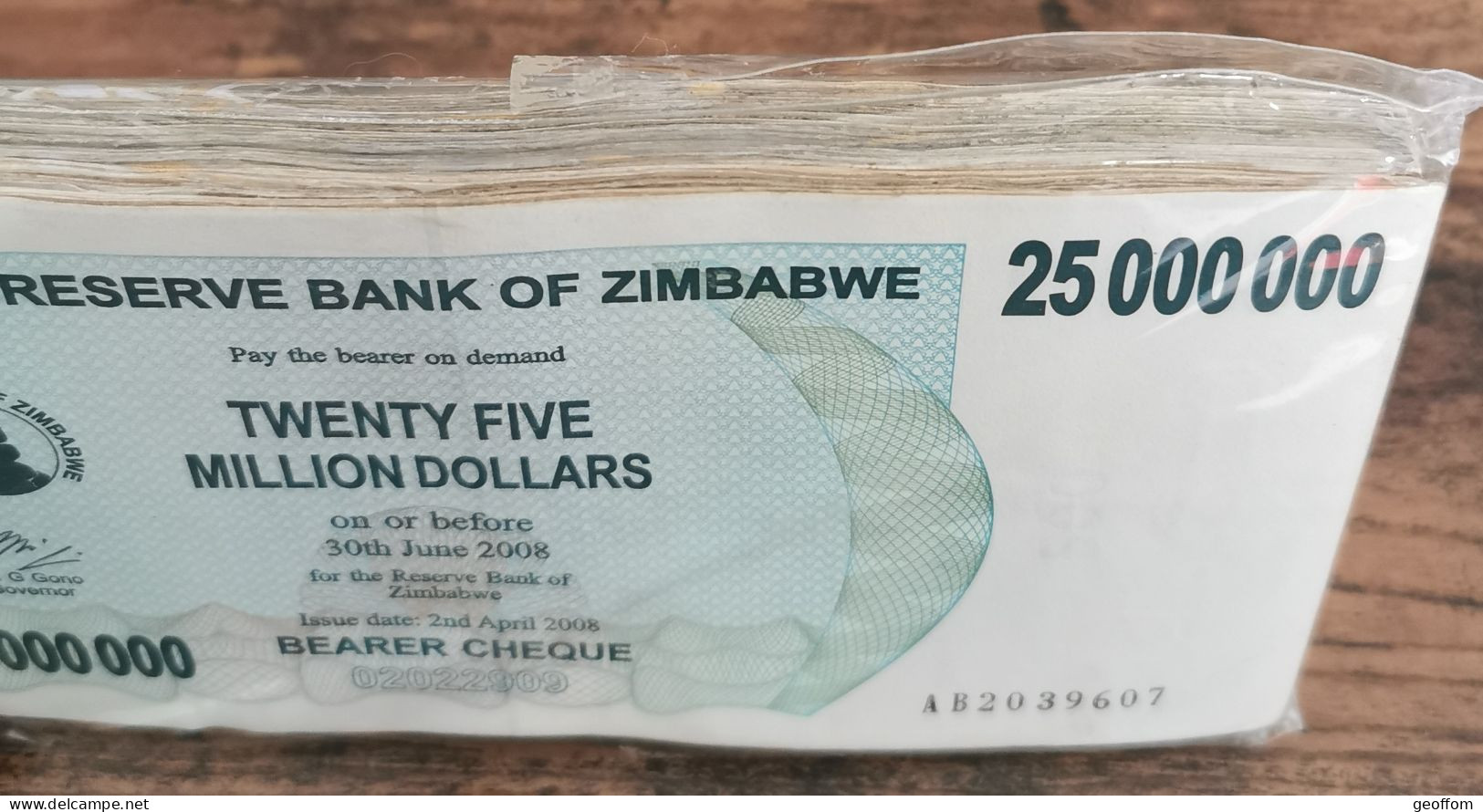 Bundle  100 Billets 25 Millions Dollars ZIMBABWE 2008 - 25.000.000 $ - 100 Pcs - Zimbabwe