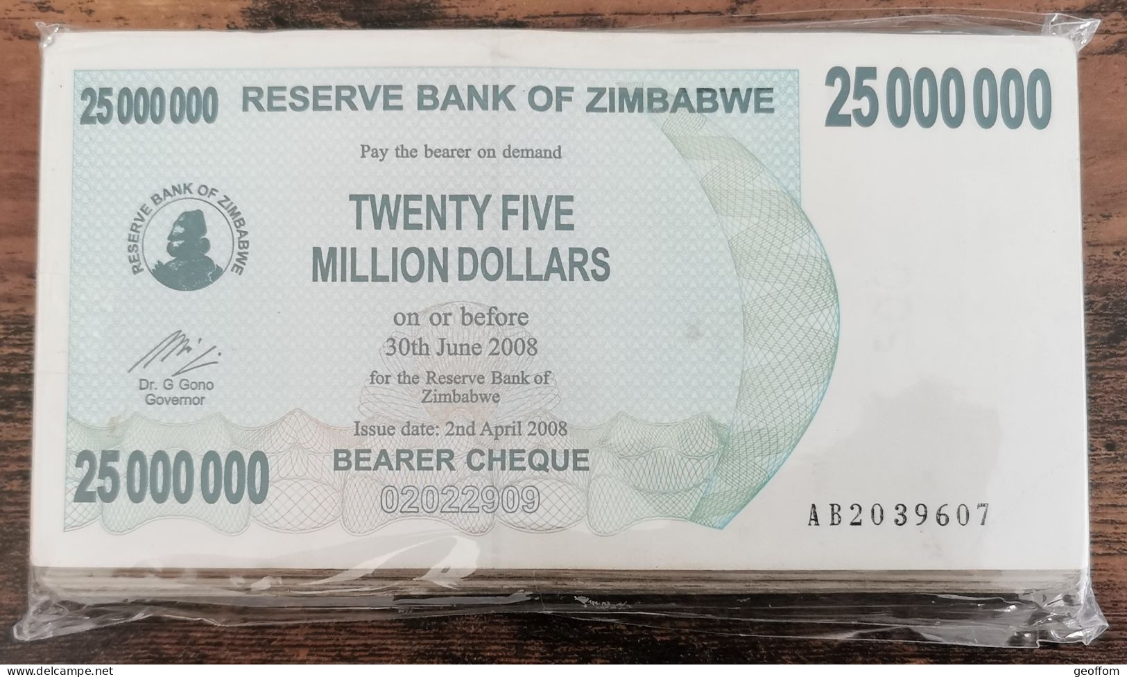 Bundle  100 Billets 25 Millions Dollars ZIMBABWE 2008 - 25.000.000 $ - 100 Pcs - Simbabwe