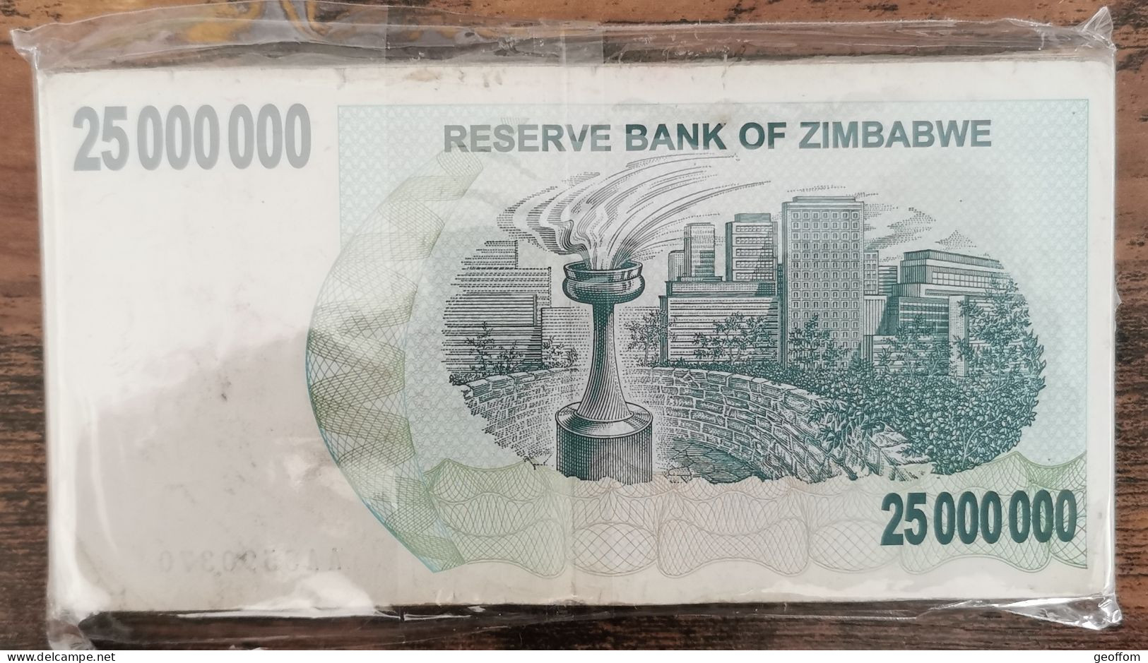 Bundle  100 Billets 25 Millions Dollars ZIMBABWE 2008 - 25.000.000 $ - 100 Pcs - Simbabwe