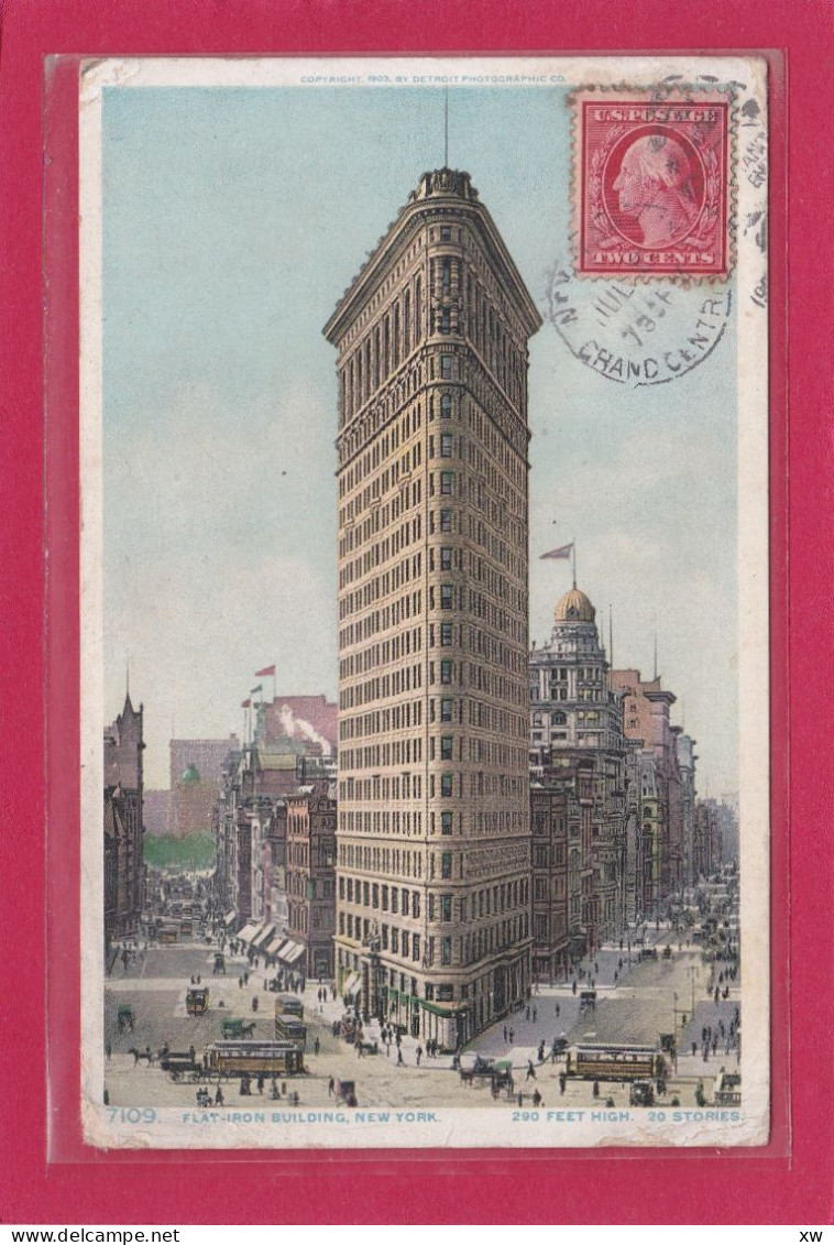 AMERIQUE - ETATS-UNIS - NEW-YORK - NEW YORK CITY - MANAHATTAN - FLAT IRON BUILDING - ANIMATION - A 2082 - Manhattan