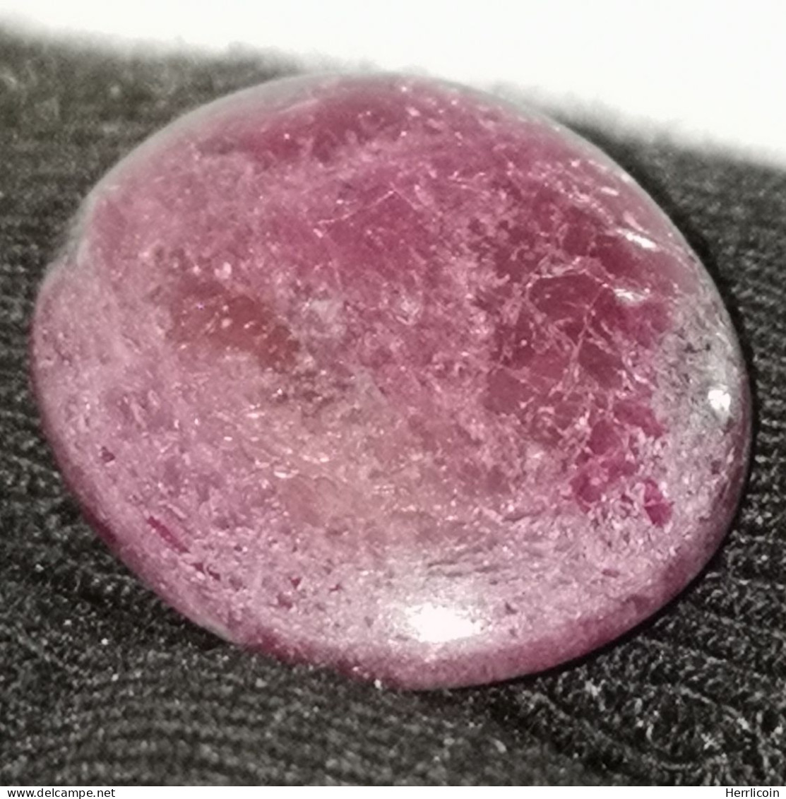 Rubis Naturel Du Mozambique- Cabochon 14.45 Carats - 18,3 X 15,3 X 4,3 Mm - Rubí