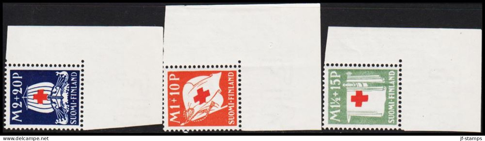 1930. FINLAND.  Red Cross. Complete Set (3 V.).  Never Hinged. Beautiful Set With Lower C... (Michel 158-160) - JF540309 - Neufs