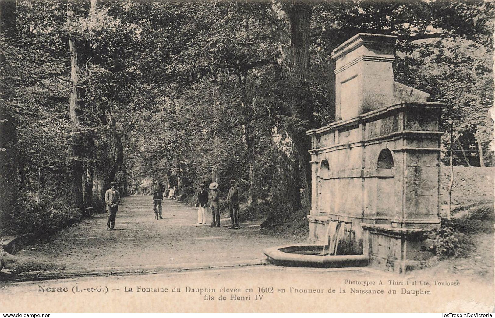 FRANCE - Nerac - La Fontaine Du Dauphin élevée E 1602 En Fils De Henri IV - Carte Postale Ancienne - Nerac