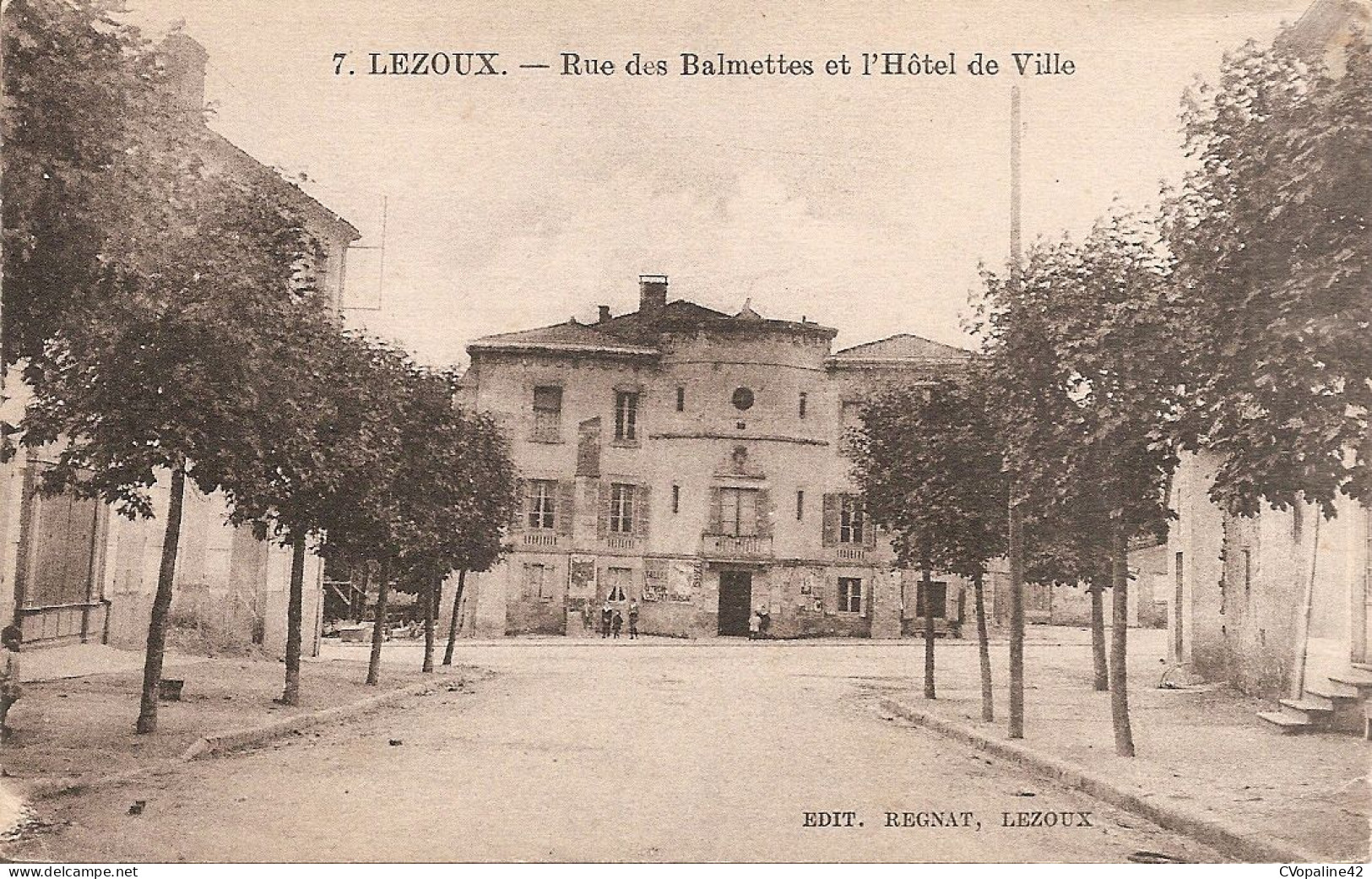 LEZOUX (63) Rue Des Balmettes Et L'Hôtel De Ville - Lezoux