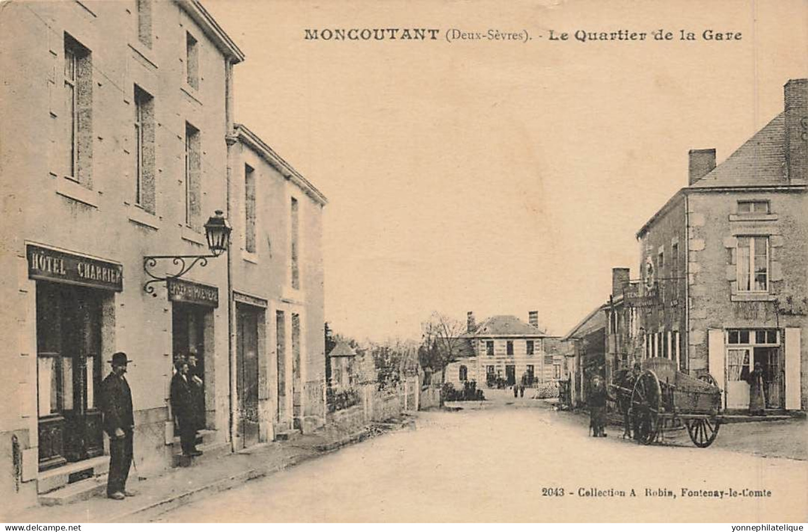 79 - DEUX-SÈVRES - MONCOUTANT - Le Quartier De La Gare - Hôtel Charrier - Animation - 10189 - Moncoutant