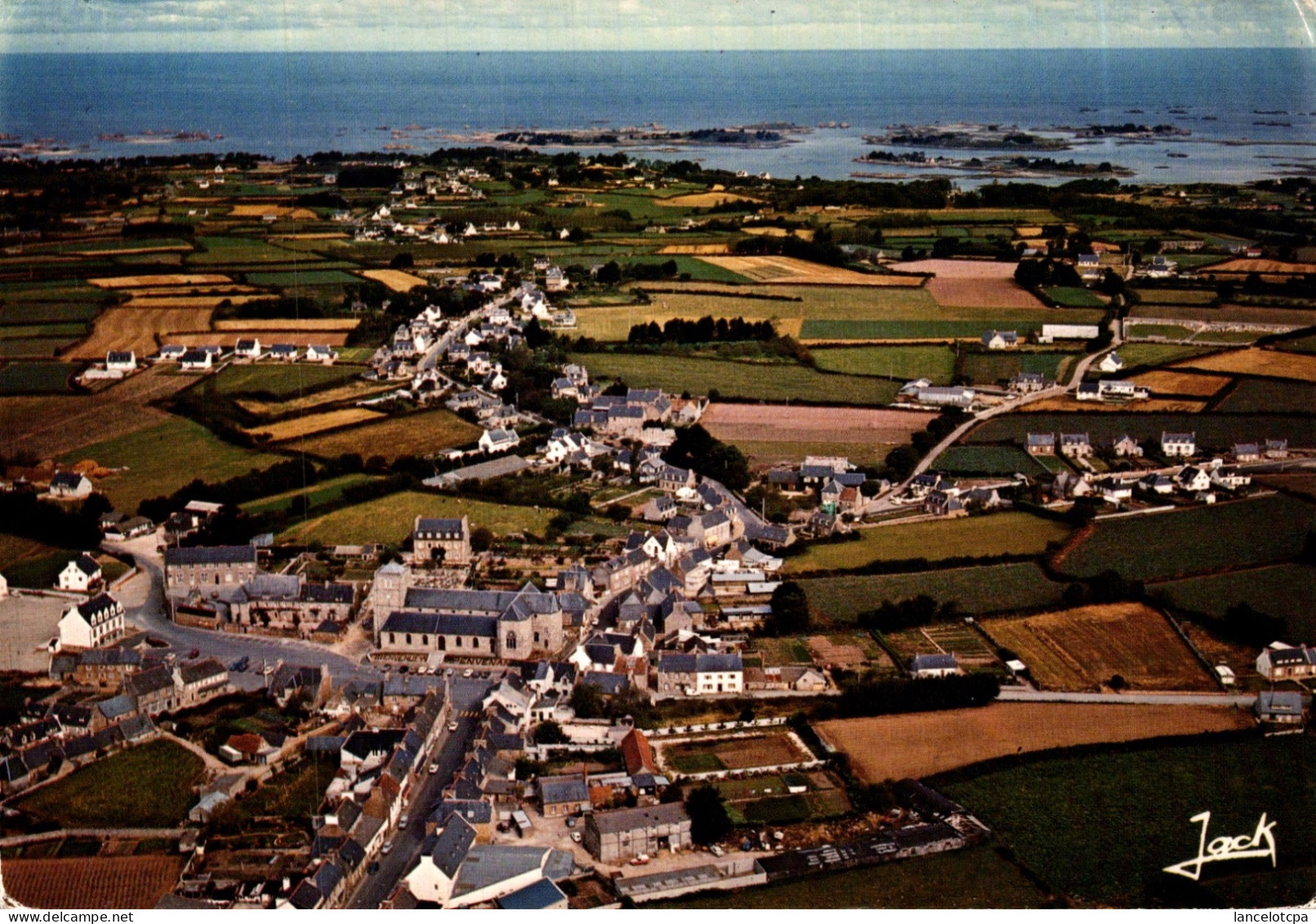 22 - PENVENAN / VUE GENERALE AERIENNE - Penvénan