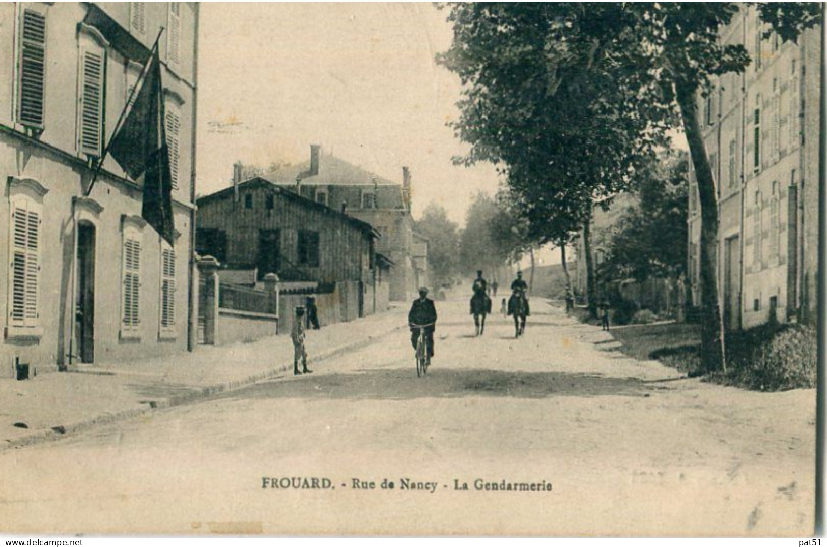 54 - Frouard : Rue De Nancy - La Gendarmerie - Frouard