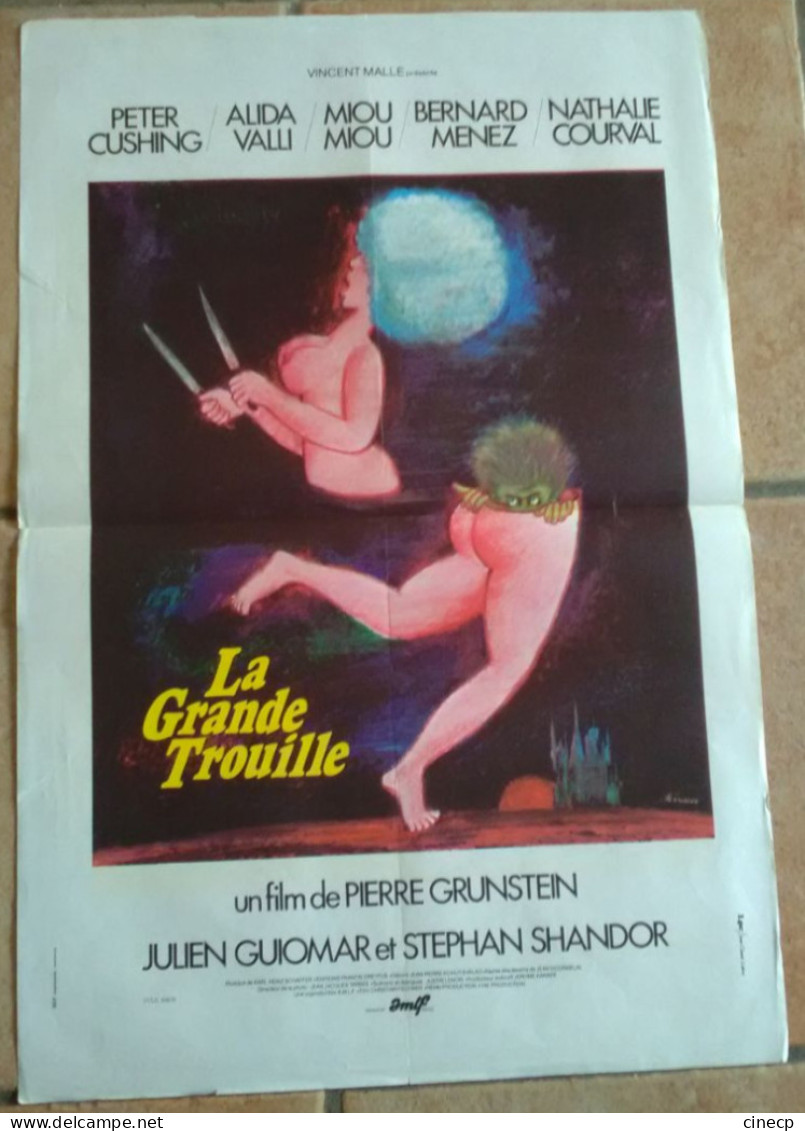 AFFICHE CINEMA ORIGINALE FILM LA GRANDE TROUILLE CUSHING MIOU MIOU GRUNSTEIN 1974 TBE DRACULA FERRACCI - Affiches & Posters