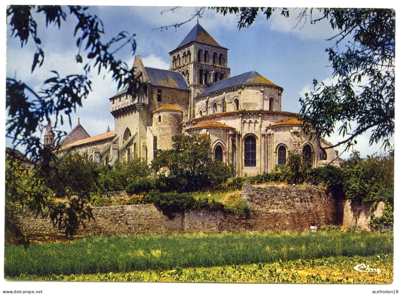 79 - Saint-Jouin-de-Marnes - Église Abbatiale - Abside Et Clocher Sud-Est - Saint Jouin De Marnes