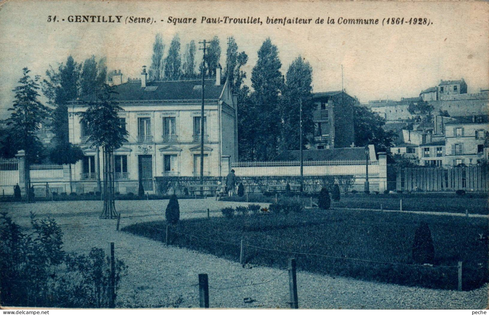 N°121003  -cpa Gentilly -square Paul Trouillet- - Gentilly