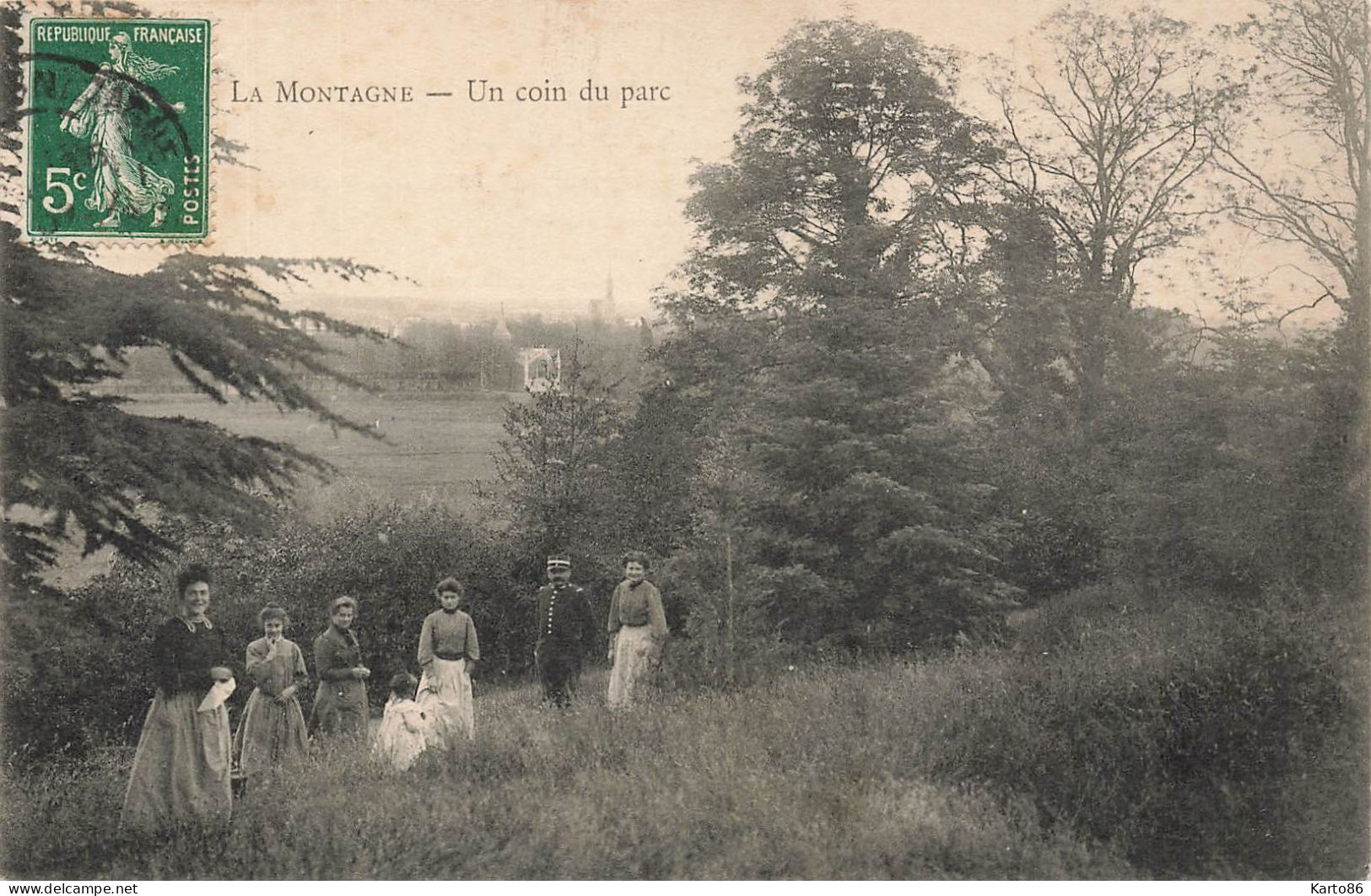 La Montagne * Un Coin Du Parc * Enfants Villageois Garde Champêtre ? - La Montagne