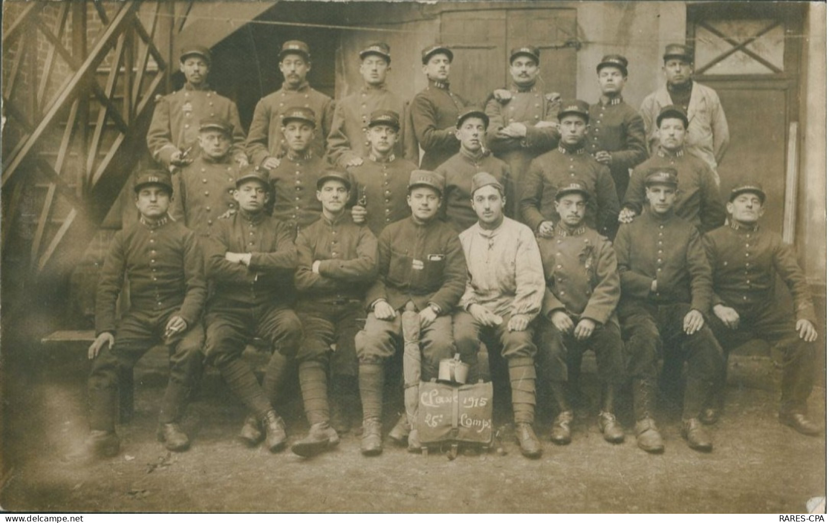 CPA PHOTO - Régiment CLASSE 1915 - 25 ème Compagnie - Guerra 1914-18