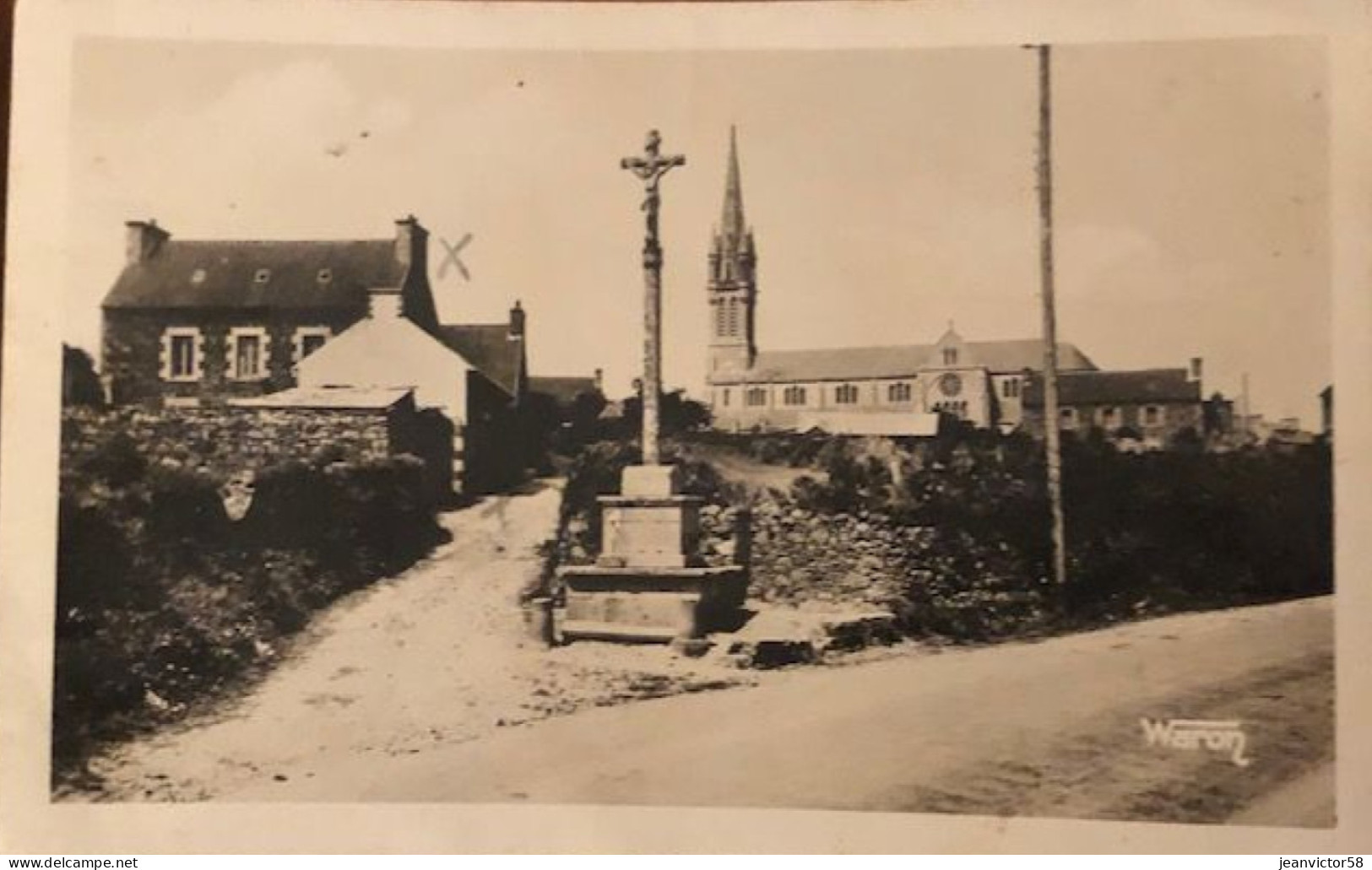 Ploubazllanec Le Calvaire Et L'égise - Ploubazlanec