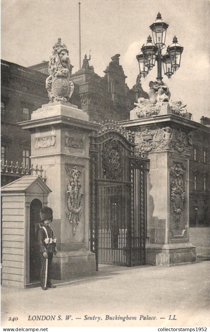 LONDON, BUCKINGHAM PALACE, ARCHITECTURE, GATE, GUARD, UNITED KINGDOM, POSTCARD - Buckingham Palace