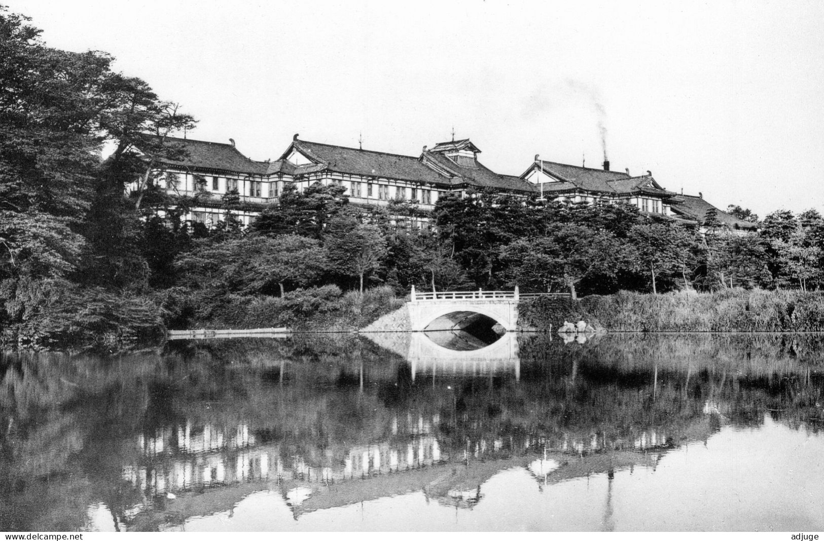 CPSM- Japon-  NARA  Le Parc Et Le NARA HÔTEL* SUP * Cf.scans - Hiroshima