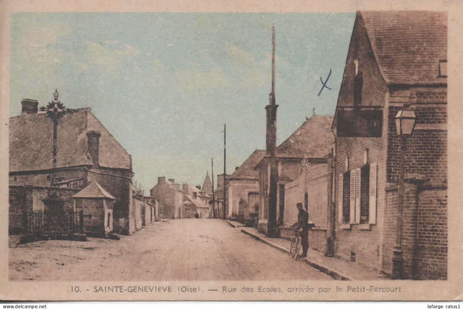 Ste Genevievre Des Bois  Rue Des Ecoles Arrivee Par Le Petit Fercourt - Sainte-Geneviève