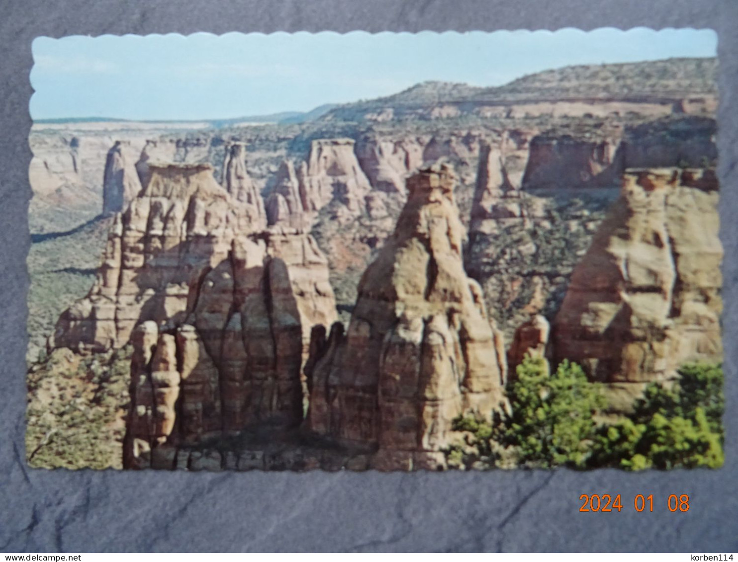 COLORADO NATIONAL MONUMENT  MONOLITH PARADE - Autres & Non Classés