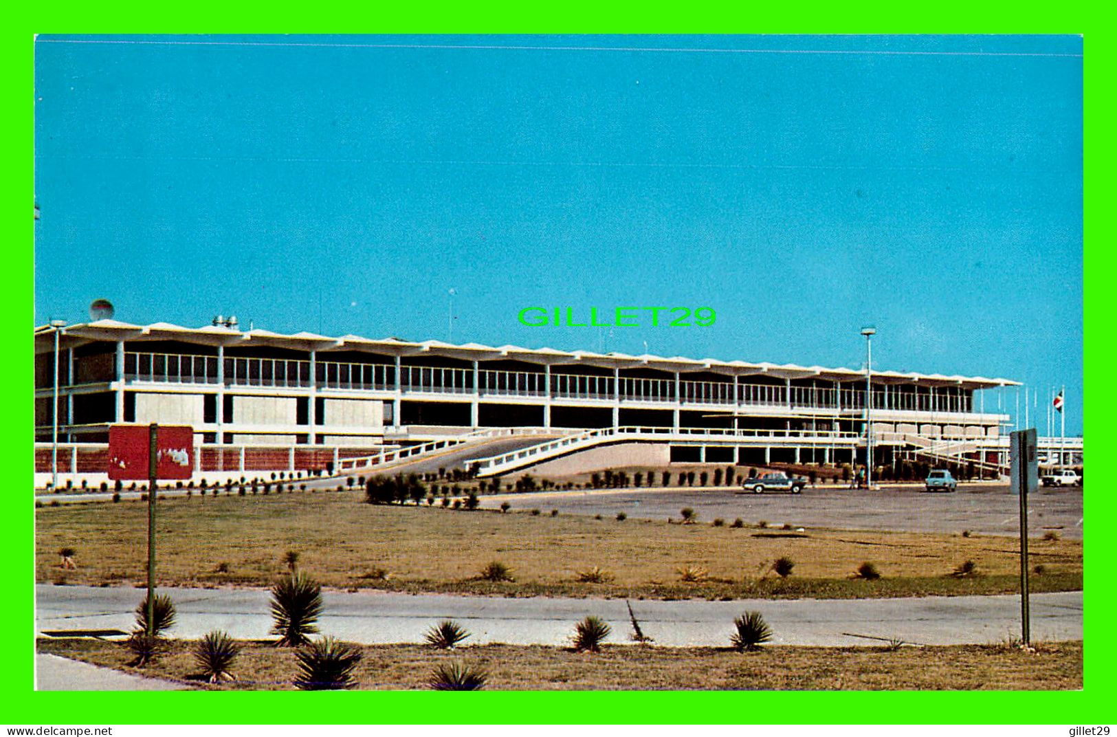 SANTO DOMINGO, DOMINICAN REPUBLIC - INTERNATIONAL AIR-PORT OF THE AMERICAS - LIBRERIA TONY - - Dominikanische Rep.