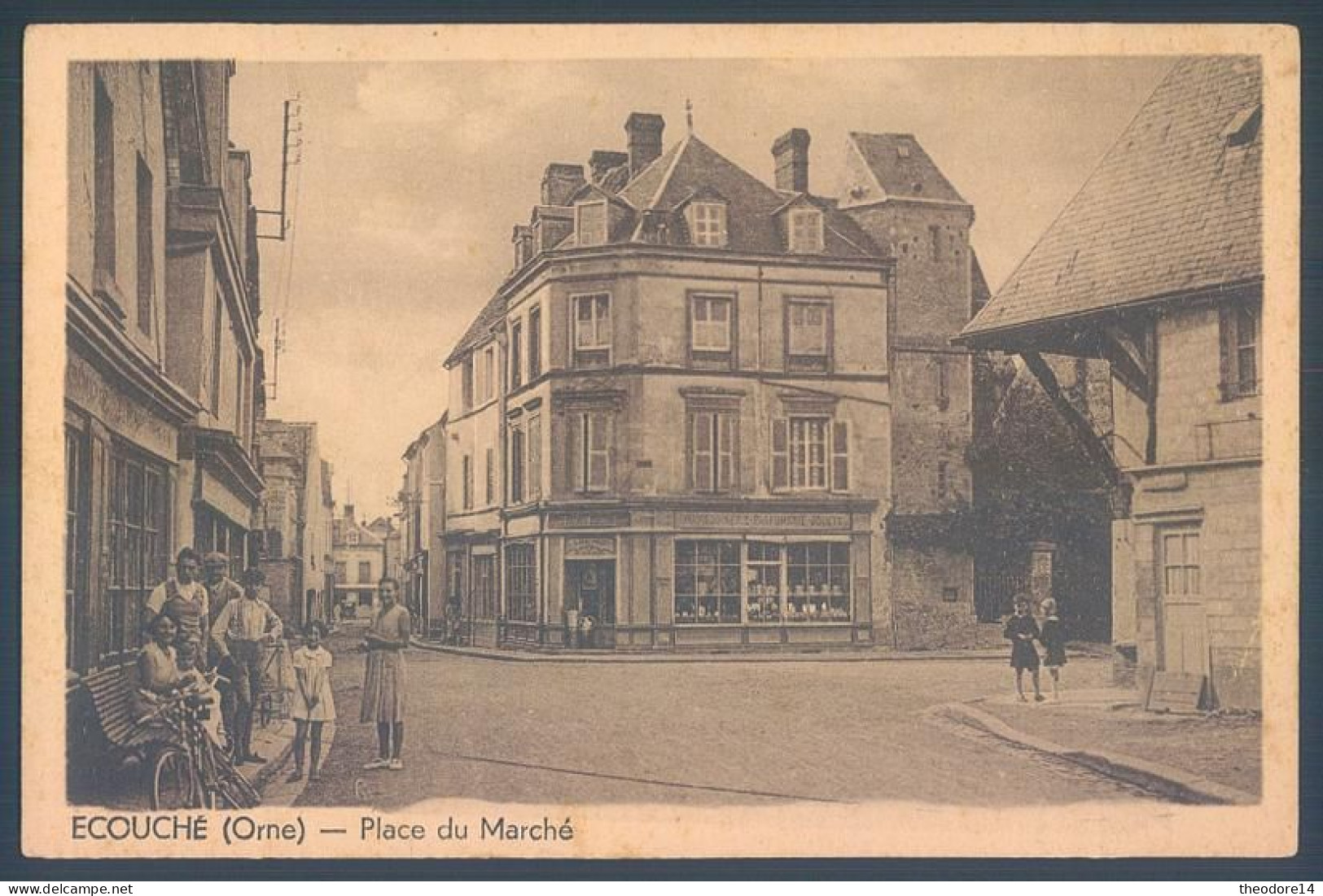 61 ECOUCHE Orne Place Du Marché - Ecouche