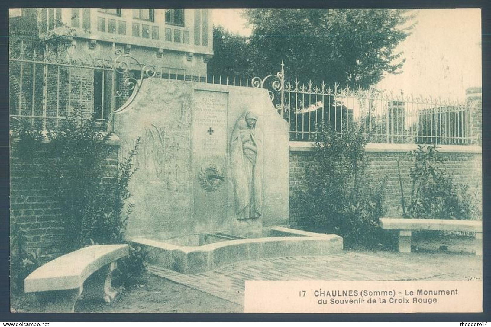 80 CHAULNES Somme Le Monument Du Souvenir De La Croix Rouge - Chaulnes