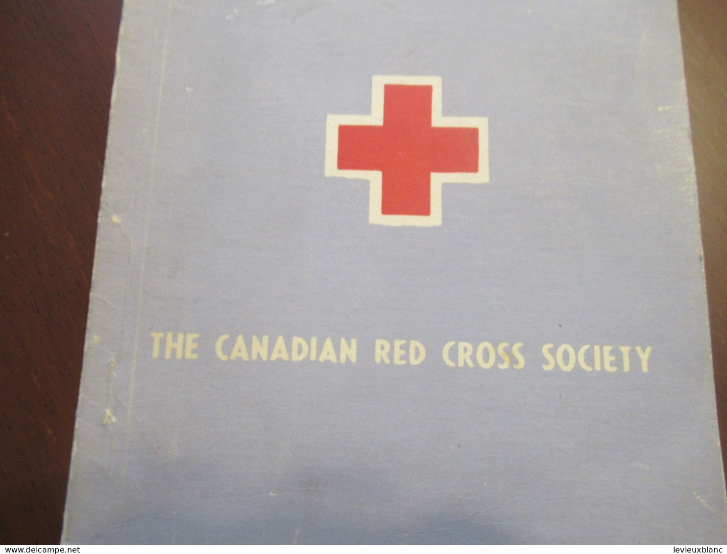 Manuel Canadien/Anglais/Swimming And  Water Safety Manual/The Canadian Red  Cross Society/1948   LIV215 - 1900-1949