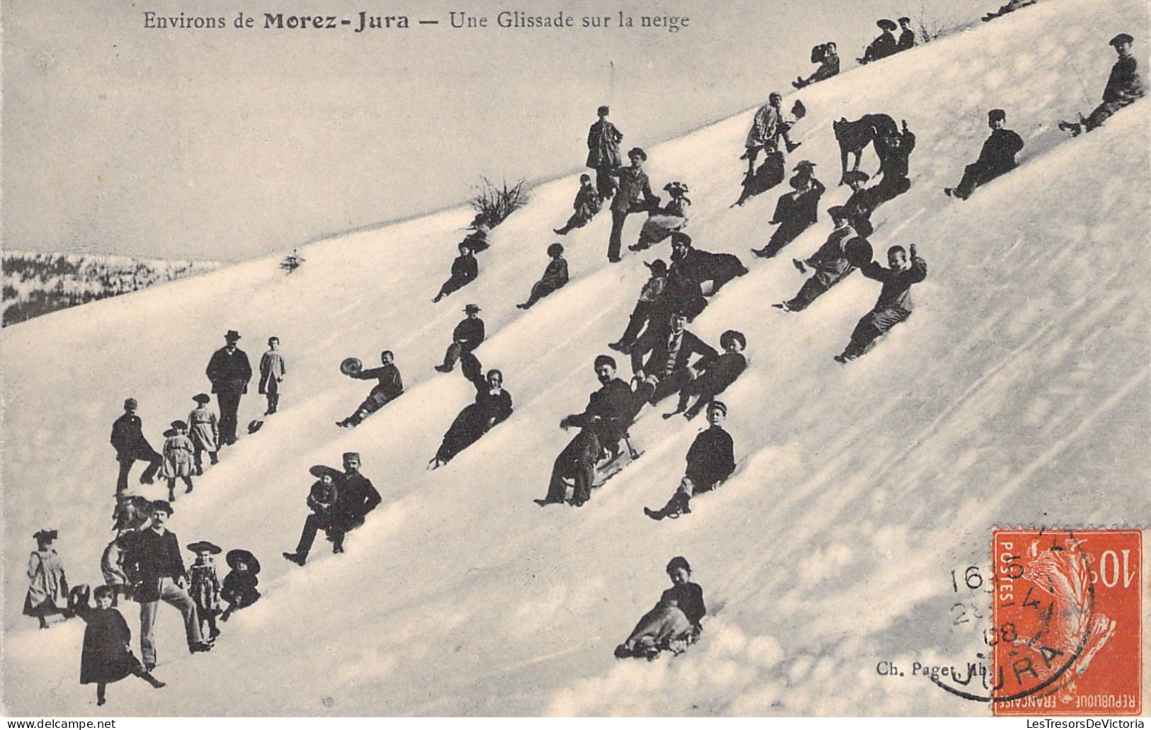 FRANCE - Environs De Morez Jura - Une Glissade Sur La Neige  - Carte Postale Ancienne - Morez