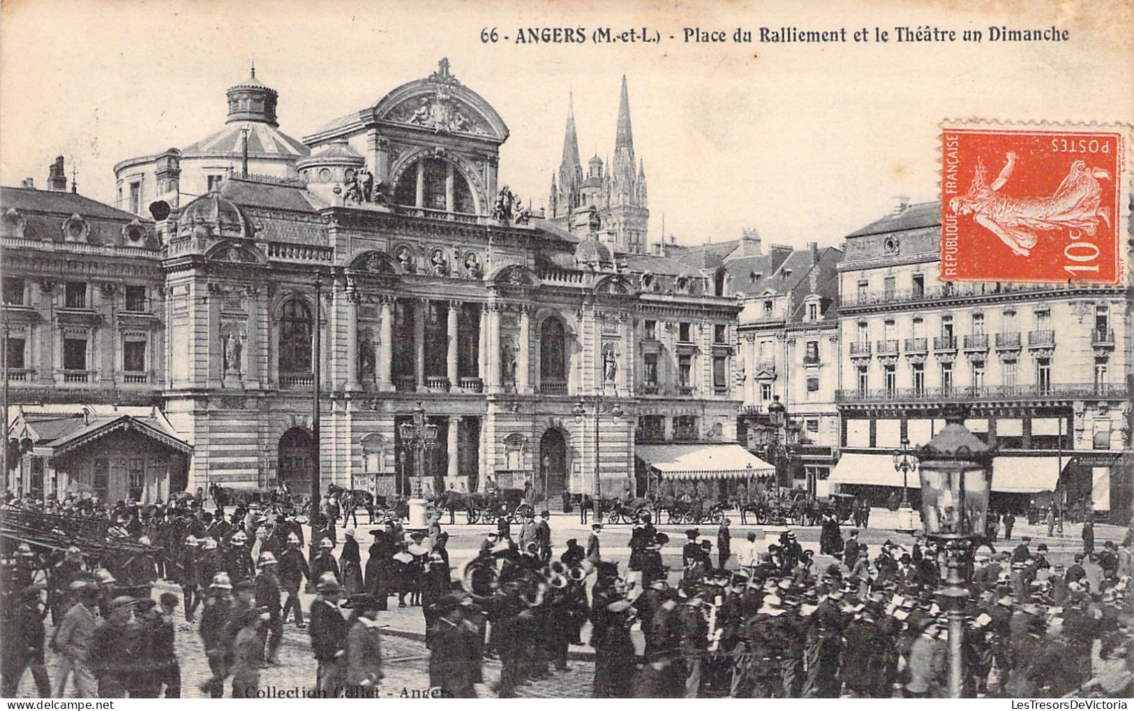 FRANCE - Angers - Place Du Ralliement Et Le Theatre Un Dimanche - Animé - Carte Postale Ancienne - Angers