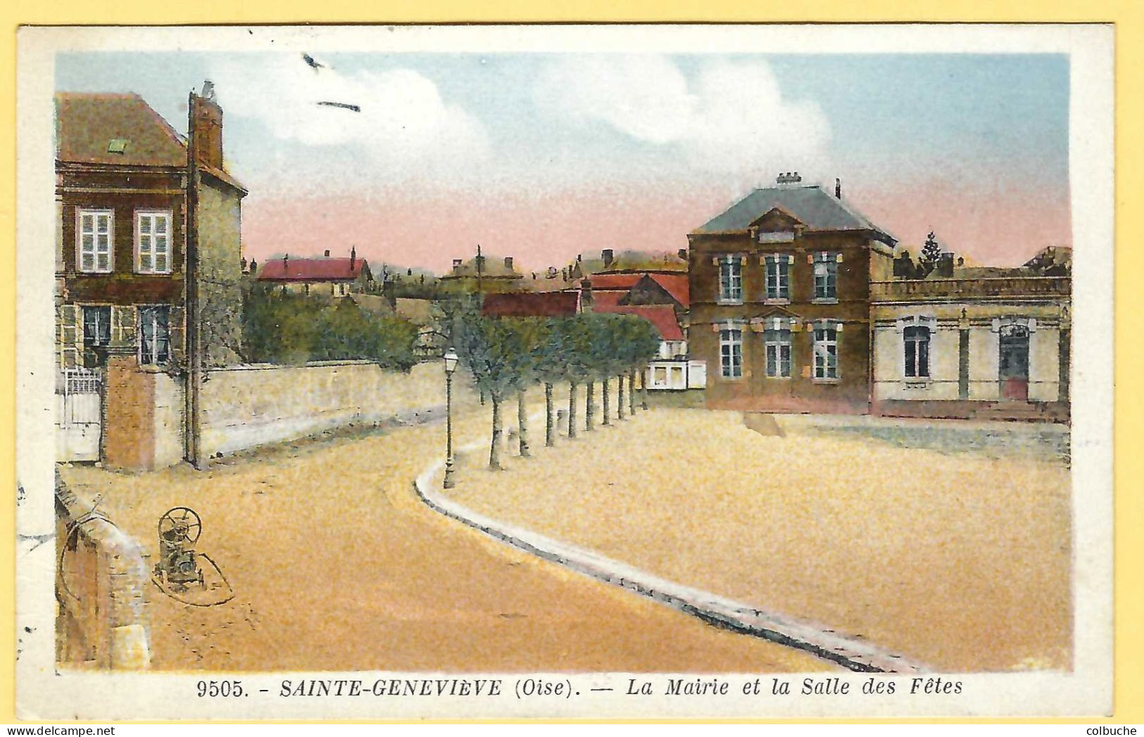60 - SAINTE-GENEVIEVE +++ La Mairie Et La Salle Des Fêtes +++ - Sainte-Geneviève