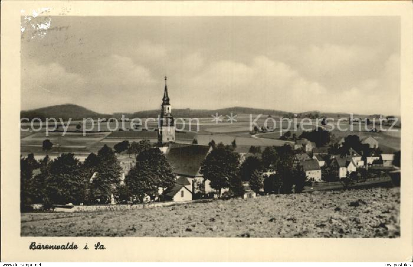 72368999 Baerenwalde Ortsansicht Mit Kirche Baerenwalde - Crinitzberg