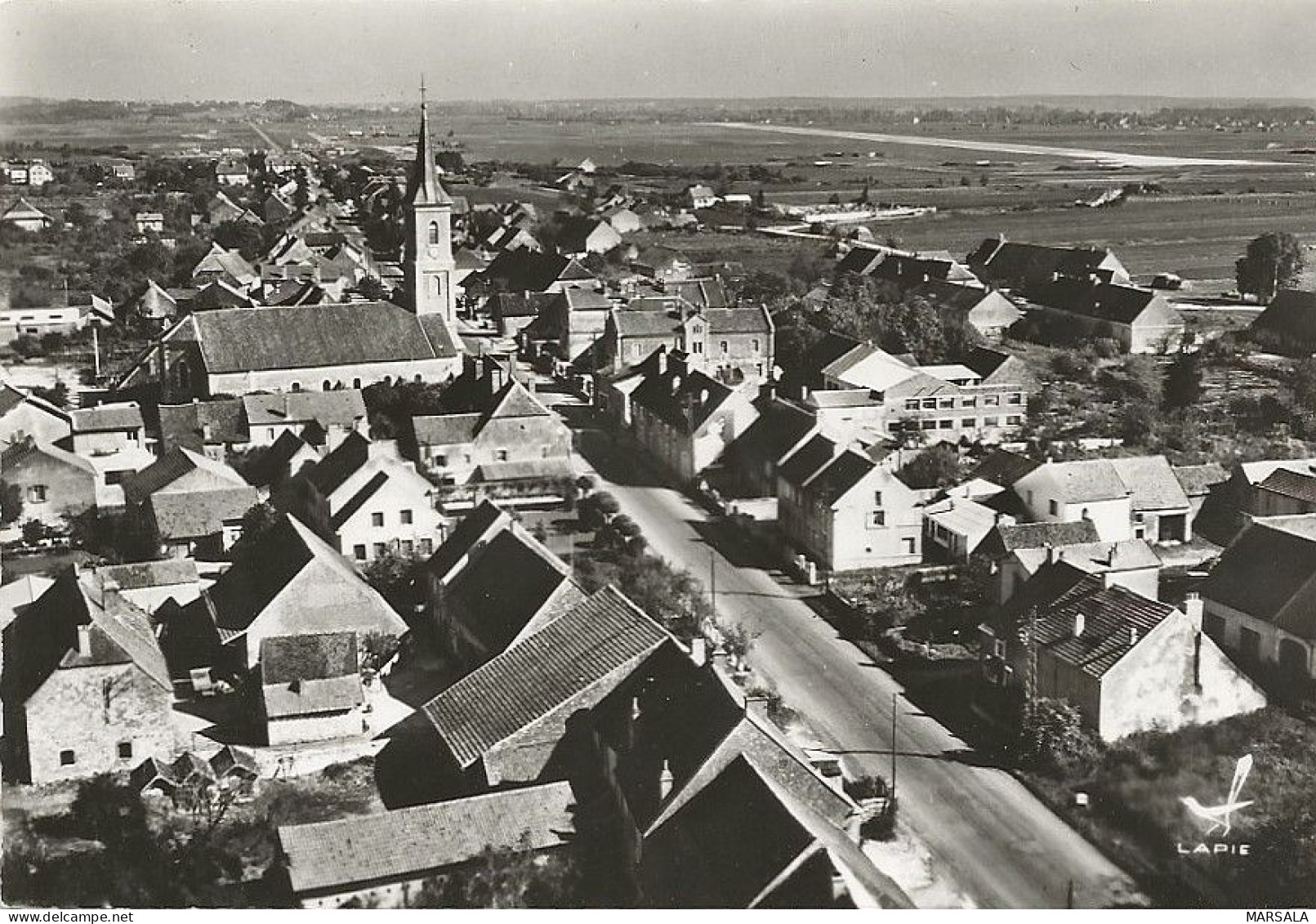 CPSM Tavaux Vue Générale  Route De Dole - Tavaux