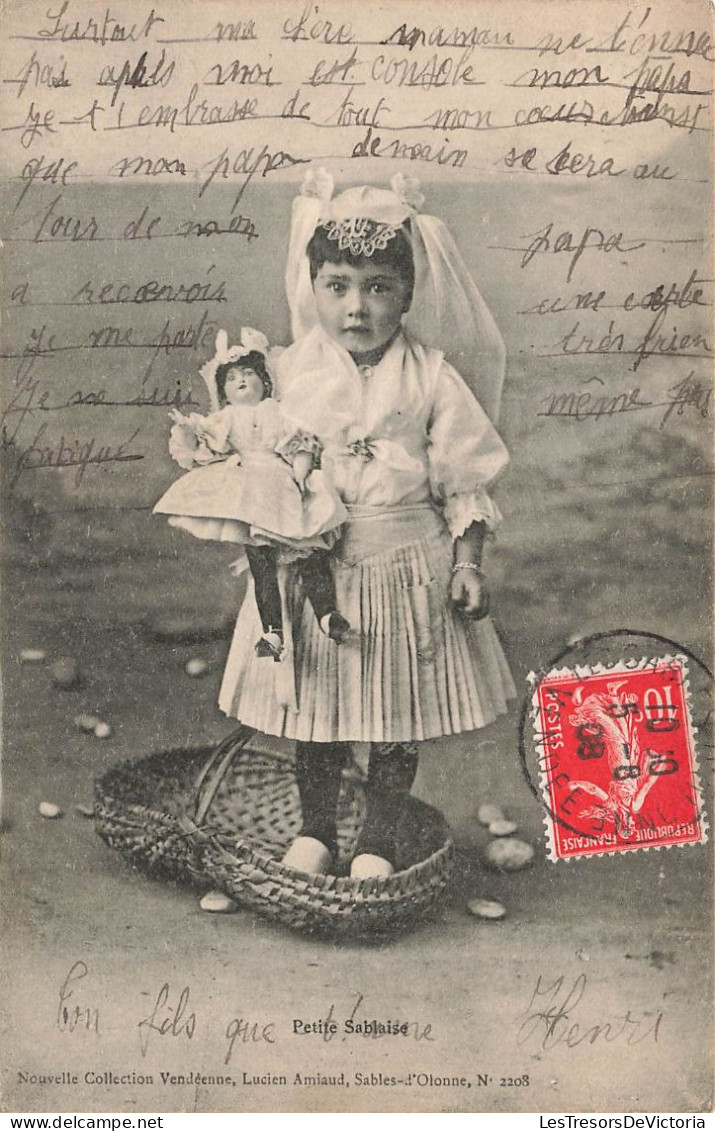 FOLKLORE - Costumes - Petite Sablaise - Carte Postale Ancienne - Trachten